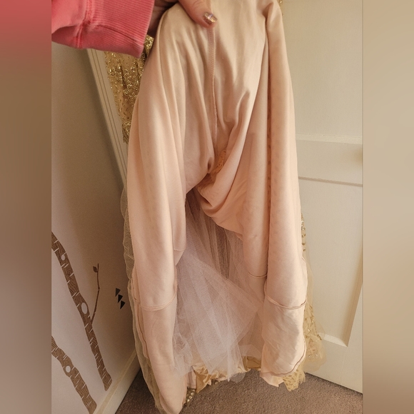 Gold Ball Gown Formal long sleeve dress - Picture 9 of 11